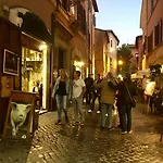 Il Vicolo Di Trastevere 로마