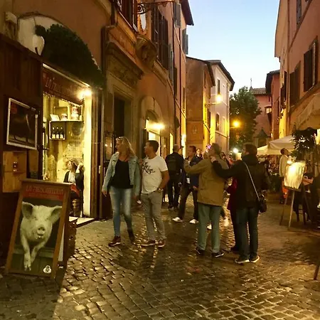Il Vicolo Di Trastevere Ρώμη